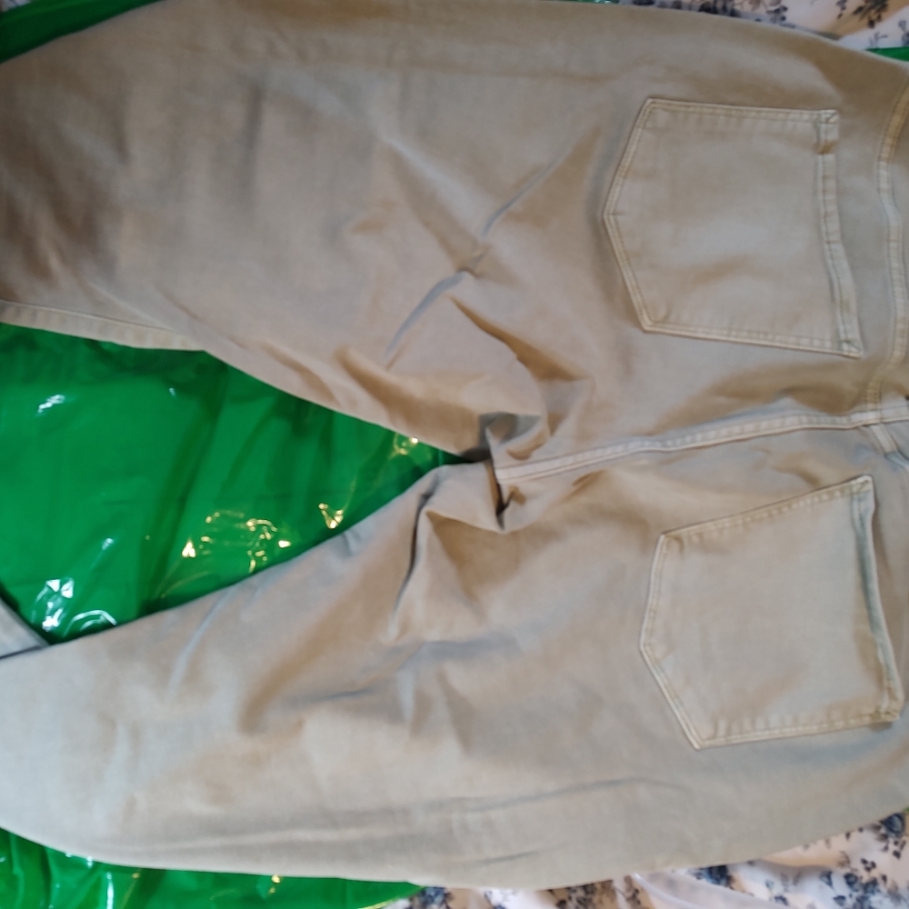 Capris